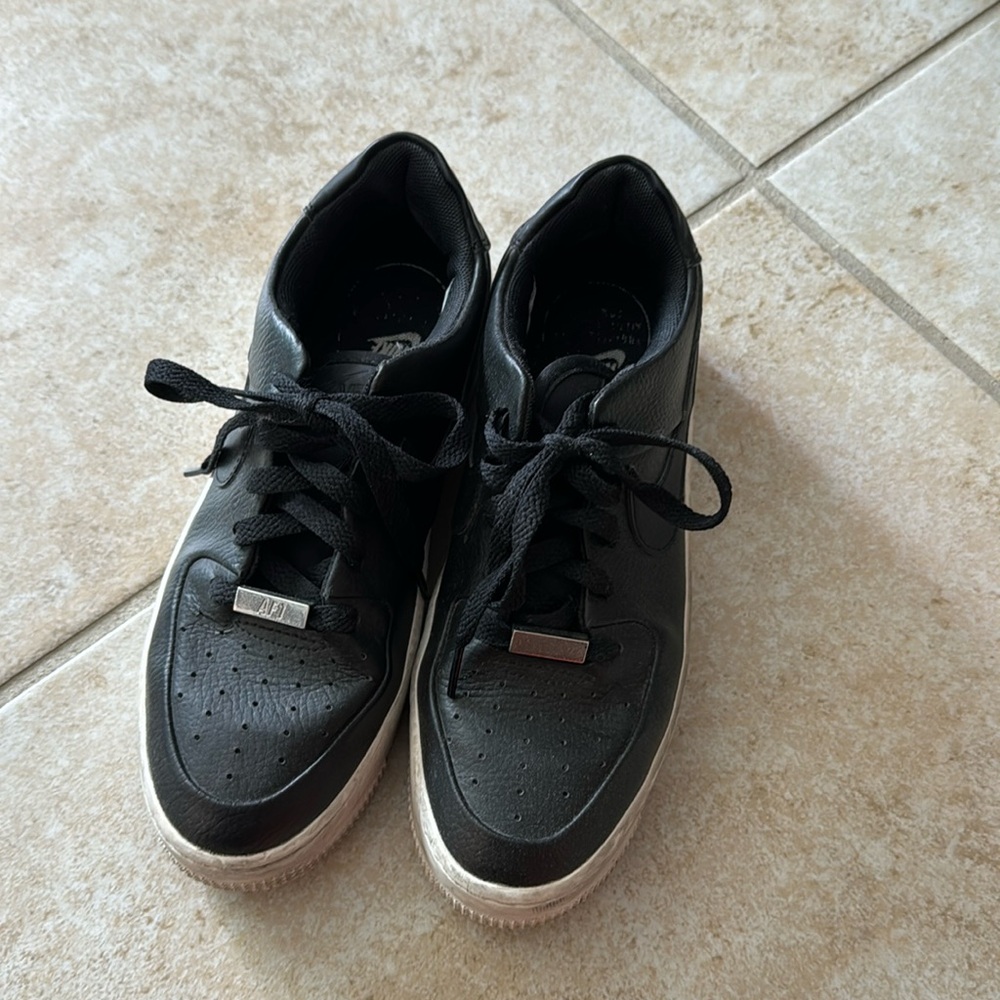 Nike Air Force 1 sage in black. Size 7.5
